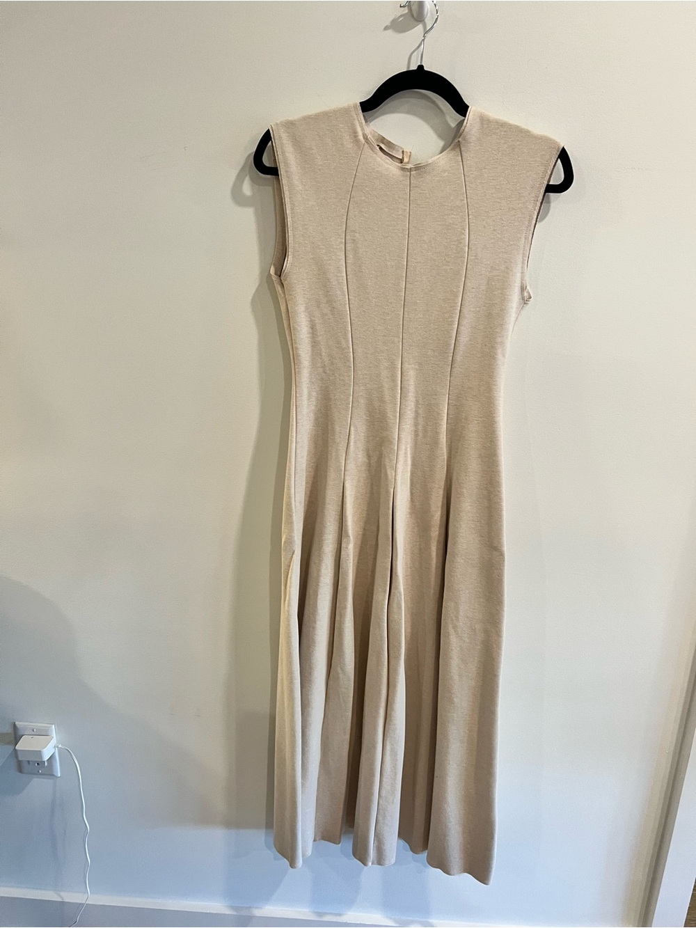 ZARA Beige Knit Midi Dress – Minimal Chic (Size S, NWT)